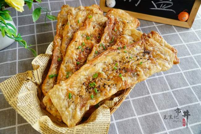 夹肉的“油条”,简单香脆早餐吃过瘾(图1) 夹肉的“油条”,简单香脆早餐吃过瘾(图1)